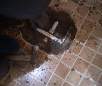 元谋卫生间漏水维修公司为您分享下卫生间渗水如何处理及注意事项
